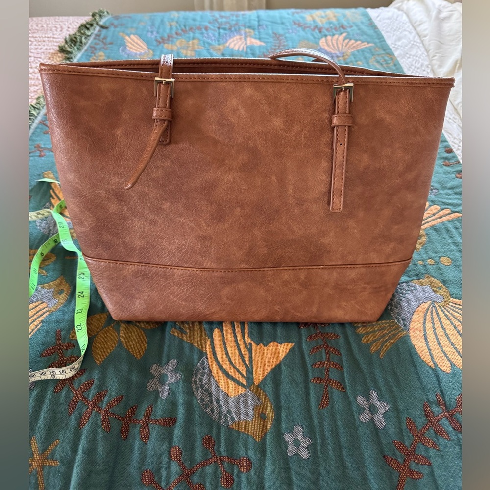 Urban Expressions Tan Tote Bag